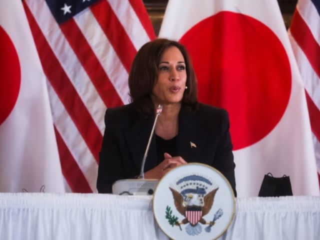 us vice president kamala harris hosts a roundtable discussion with japanese business executives from companies in the semiconductor industry at the chief of mission residence in tokyo japan september 28 2022 photo reuters